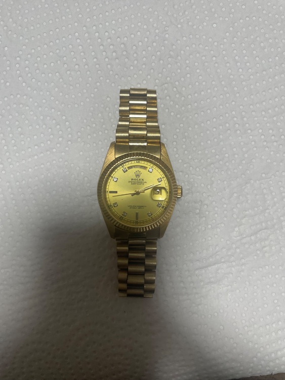 ロレックス デイデイト （高級時計）の商品画像 - 査定依頼日：2025年9月19日 - 最高査定価格：2,380,000円