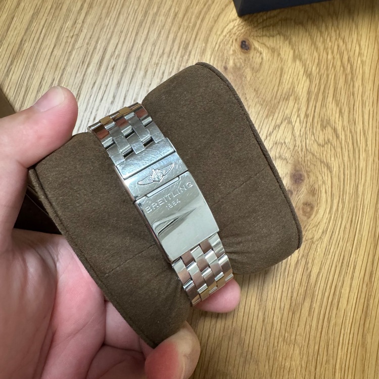 ブライトリング クロノマット （高級時計）の商品画像 - 査定依頼日：2025年9月1日 - 最高査定価格：380,000円