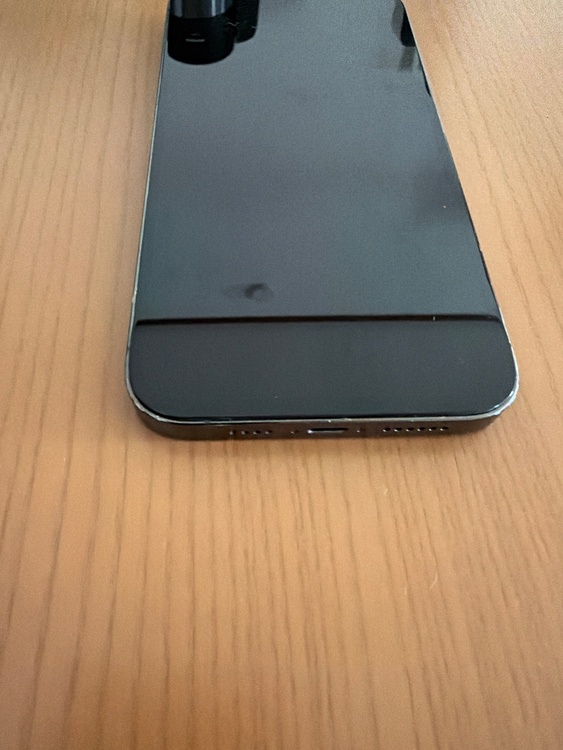 iPhone iPhone 13 Pro Max 512GB SIMフリー（スマホ）の商品画像 - 査定依頼日：2026年10月9日 - 最高査定価格：36,500円