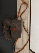 ショルダー（ブランドバッグ）の商品画像 - 査定依頼日：2025年11月5日 - 最高査定価格：15,000円