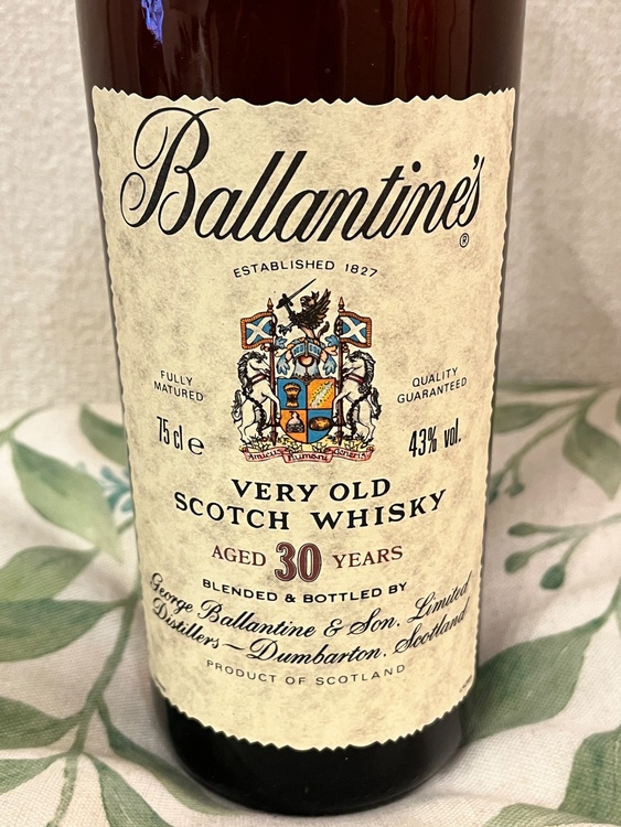 バランタイン30年（お酒）の商品画像 - 査定依頼日：2026年3月14日 - 最高査定価格：44,500円