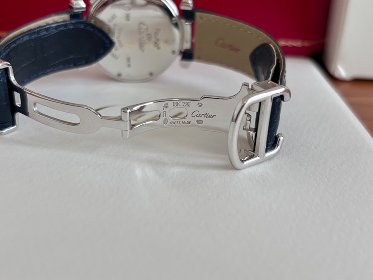 カルティエ パシャ WJ11932 G（高級時計）の商品画像 - 査定依頼日：2025年7月20日 - 最高査定価格：900,000円