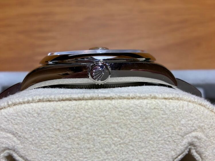 デイトジャスト36（ブラック、ドームベゼル、オイスターブレス）（高級時計）の商品画像 - 査定依頼日：2025年9月10日 - 最高査定価格：1,250,000円