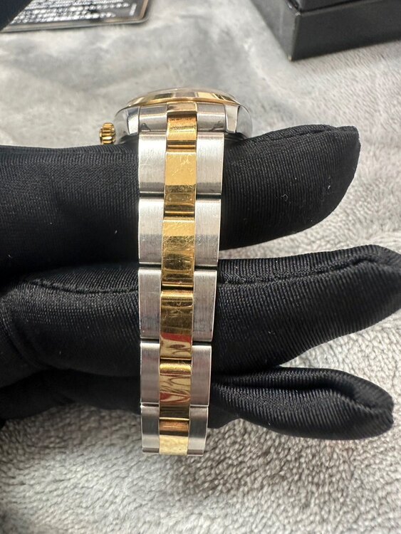 ロレックス デイトジャスト 6916（高級時計）の商品画像 - 査定依頼日：2025年3月15日 - 最高査定価格：500,000円