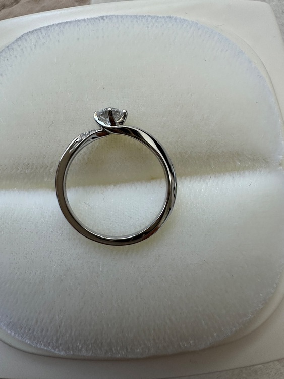 俄　露華（金・貴金属）の商品画像 - 査定依頼日：2025年6月5日 - 最高査定価格：25,000円