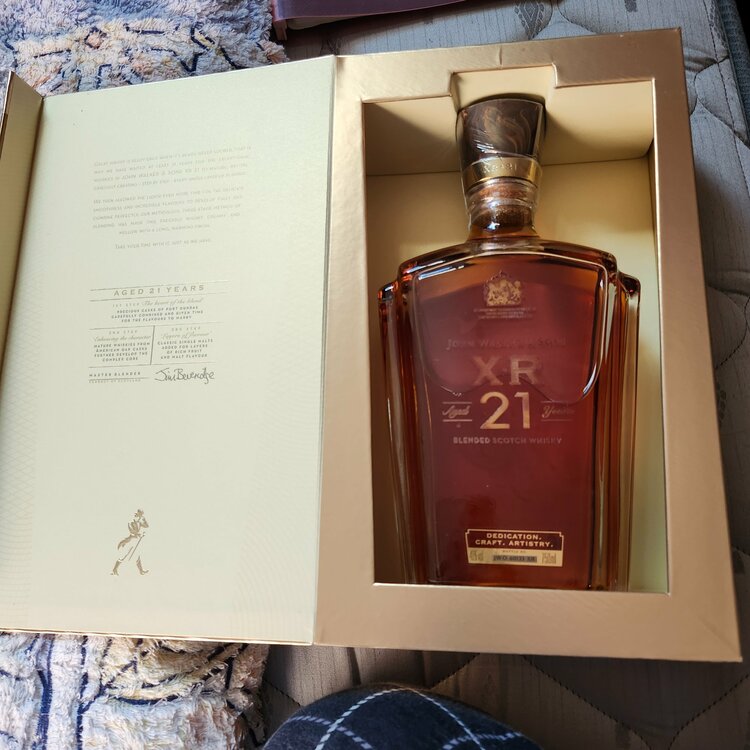 山崎　響　白州　知多　樽酒山崎梅酒（お酒）の商品画像 - 査定依頼日：2025年12月13日 - 最高査定価格：50,000円