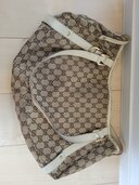 分かりません（ブランドバッグ）の商品画像 - 査定依頼日：2026年9月12日 - 最高査定価格：25,000円