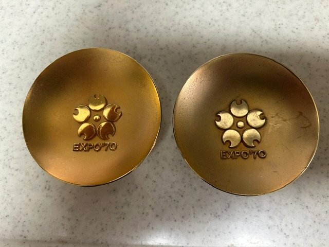 金杯　EXPO70 (100g)×2杯（金・貴金属）の商品画像 - 査定依頼日：2026年9月13日 - 最高査定価格：500円