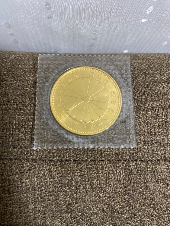 昭和天皇御在位60年記念硬貨（金・貴金属）の商品画像 - 査定依頼日：2025年10月21日 - 最高査定価格：430,000円