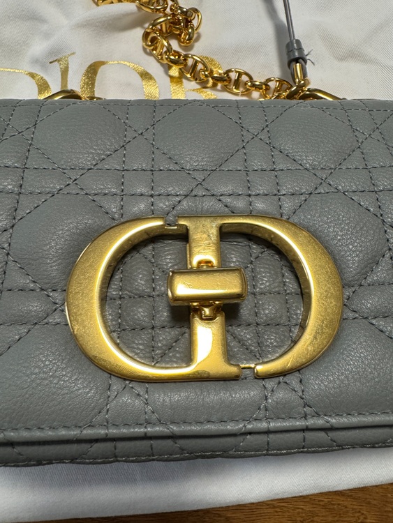 カナージュカロスモール　グレー（ブランドバッグ）の商品画像 - 査定依頼日：2025年7月26日 - 最高査定価格：220,000円