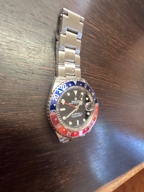 ロレックス GMTマスター （高級時計）の商品画像 - 査定依頼日：2026年2月19日 - 最高査定価格：1,500,000円