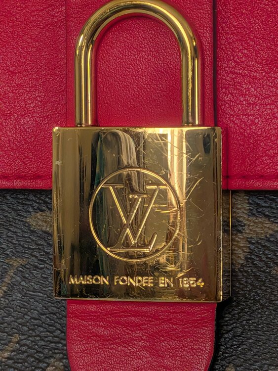 ロッキーBB（ブランドバッグ）の商品画像 - 査定依頼日：2026年3月11日 - 最高査定価格：130,000円