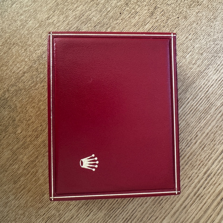 69174 SS WG アイボリー（高級時計）の商品画像 - 査定依頼日：2026年1月11日 - 最高査定価格：800,000円