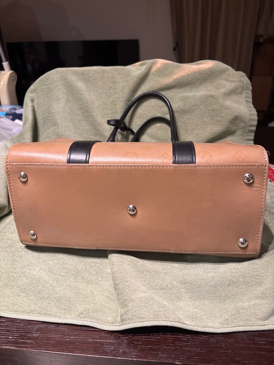 ヴェリートート（ブランドバッグ）の商品画像 - 査定依頼日：2026年3月22日 - 最高査定価格：110,000円