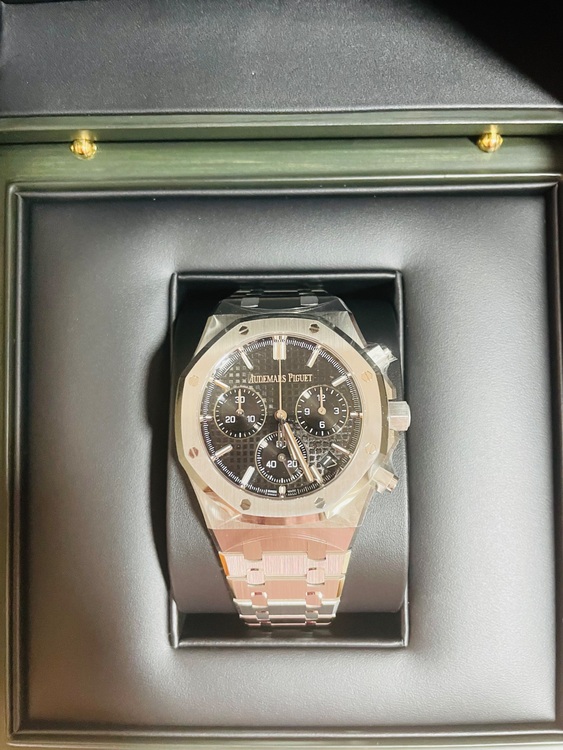 オーデマピゲ ロイヤルオーク 26240ST.OO.1320ST.06（高級時計）の商品画像 - 査定依頼日：2025年9月28日 - 最高査定価格：8,500,000円