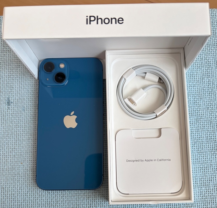 iPhone13（スマホ）の商品画像 - 査定依頼日：2026年2月7日 - 最高査定価格：36,000円