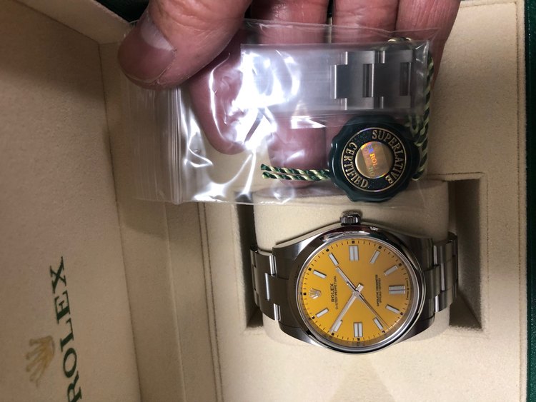 オイスターパーペチュアル41イエロー（高級時計）の商品画像 - 査定依頼日：2023年3月28日 - 最高査定価格：2,100,000円