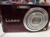 LUMIX　DMCFX60バイオレット（カメラ）の商品画像 - 査定依頼日：2026年4月18日 - 最高査定価格：1,500円