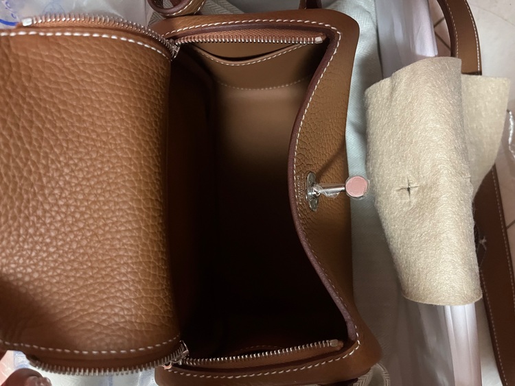 リンディミニ（ブランドバッグ）の商品画像 - 査定依頼日：2025年11月6日 - 最高査定価格：1,360,000円