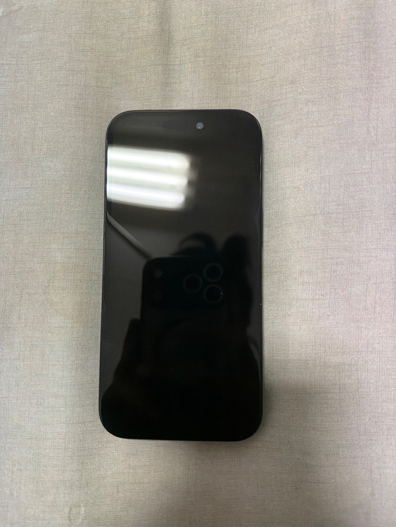 iPhone iPhone 15 256GB 楽天モバイル（スマホ）の商品画像 - 査定依頼日：2026年8月1日 - 最高査定価格：82,000円