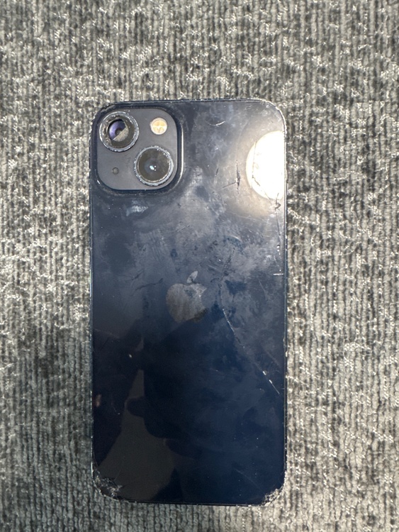 iPhone11 256GB Softbank（スマホ）の商品画像 - 査定依頼日：2026年4月10日 - 最高査定価格：16,000円