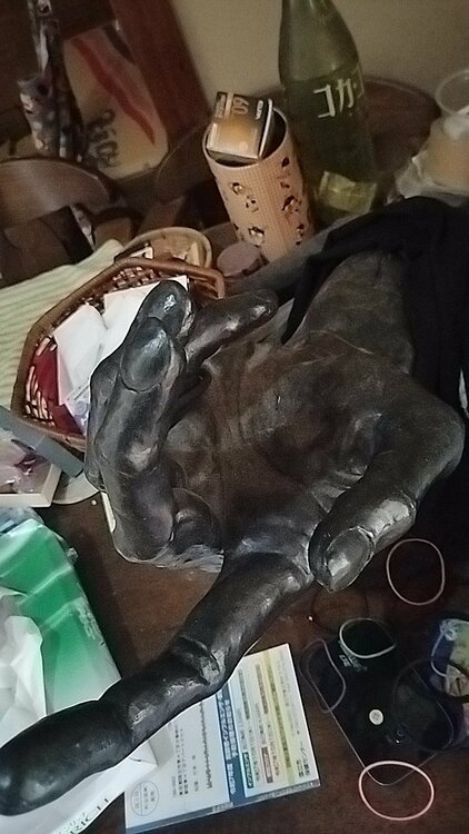 ブロンズ、人物像（美術品・骨董品）の商品画像 - 査定依頼日：2026年1月20日 - 最高査定価格：3,000円