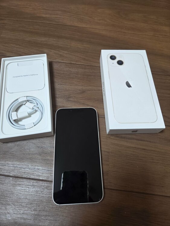 iPhone iPhone 13 128GB SIMフリー（スマホ）の商品画像 - 査定依頼日：2026年5月25日 - 最高査定価格：34,000円