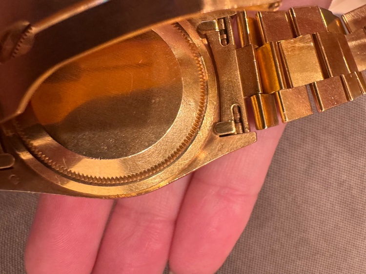 ロレックス デイデイト 1823（高級時計）の商品画像 - 査定依頼日：2026年2月14日 - 最高査定価格：3,580,000円