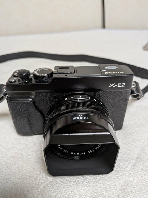 X-E2（カメラ）の商品画像 - 査定依頼日：2026年8月31日 - 最高査定価格：32,100円