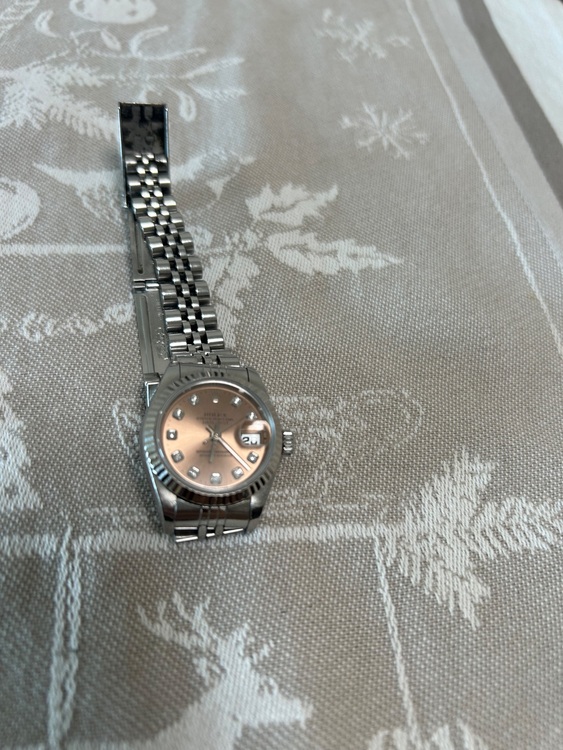 ロレックス デイトジャスト 6917（高級時計）の商品画像 - 査定依頼日：2025年7月1日 - 最高査定価格：680,000円