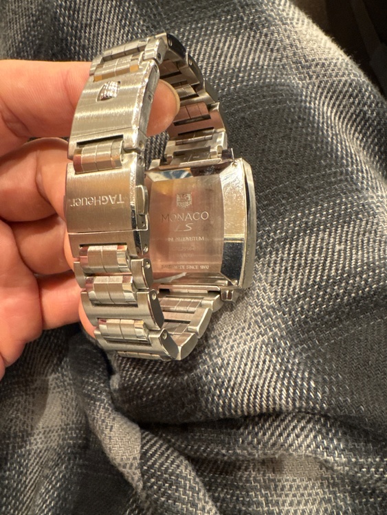 タグホイヤー モナコ CAL2110-0 RMV070（高級時計）の商品画像 - 査定依頼日：2026年1月22日 - 最高査定価格：450,000円