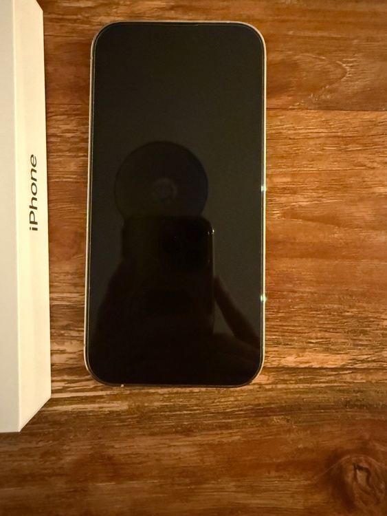 iPhone 14 Pro 128GB docomo（スマホ）の商品画像 - 査定依頼日：2026年1月11日 - 最高査定価格：64,000円