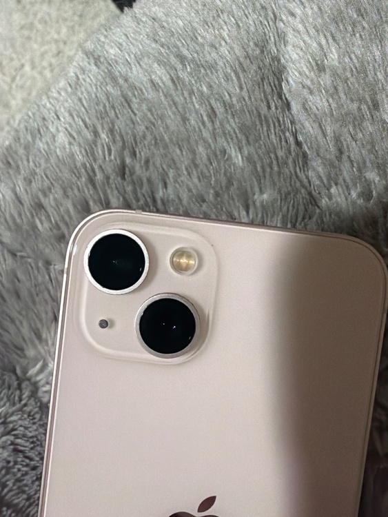 iPhone 13 128GB Softbank（スマホ）の商品画像 - 査定依頼日：2026年2月23日 - 最高査定価格：36,000円