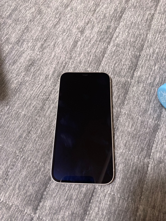 iPhone iPhone 12 128GB au（スマホ）の商品画像 - 査定依頼日：2026年6月2日 - 最高査定価格：21,000円