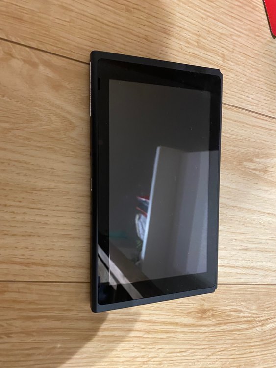 任天堂　SWITCH （ゲーム機本体・ゲームソフト）の商品画像 - 査定依頼日：2023年11月12日 - 最高査定価格：13,000円