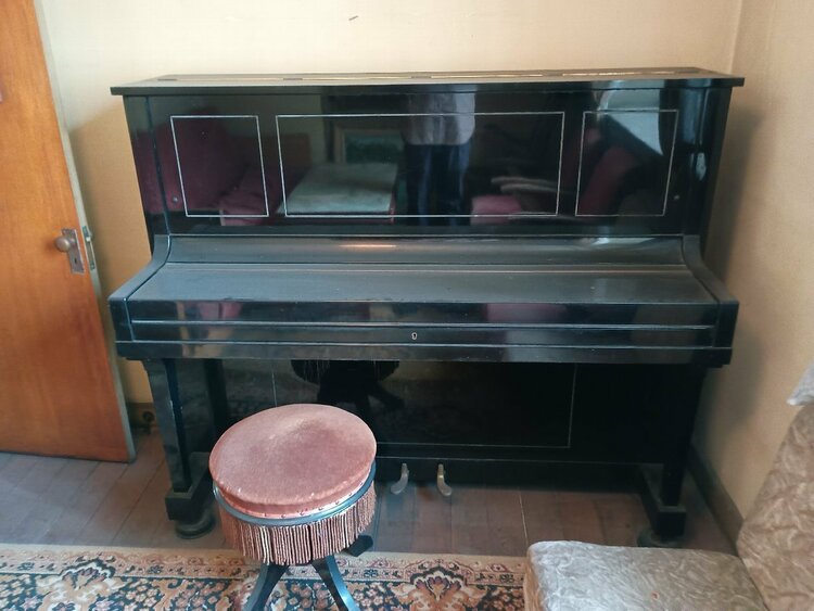 U1　109915（ピアノ・楽器・PA機材）の商品画像 - 査定依頼日：2026年4月1日 - 最高査定価格：20,000円