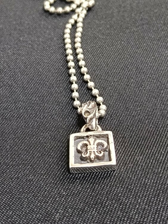 フレームドチャーム  BSフレア（古着・ファッション）の商品画像 - 査定依頼日：2026年4月17日 - 最高査定価格：75,000円