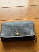 財布（ブランド財布・小物）の商品画像 - 査定依頼日：2026年4月8日 - 最高査定価格：7,000円