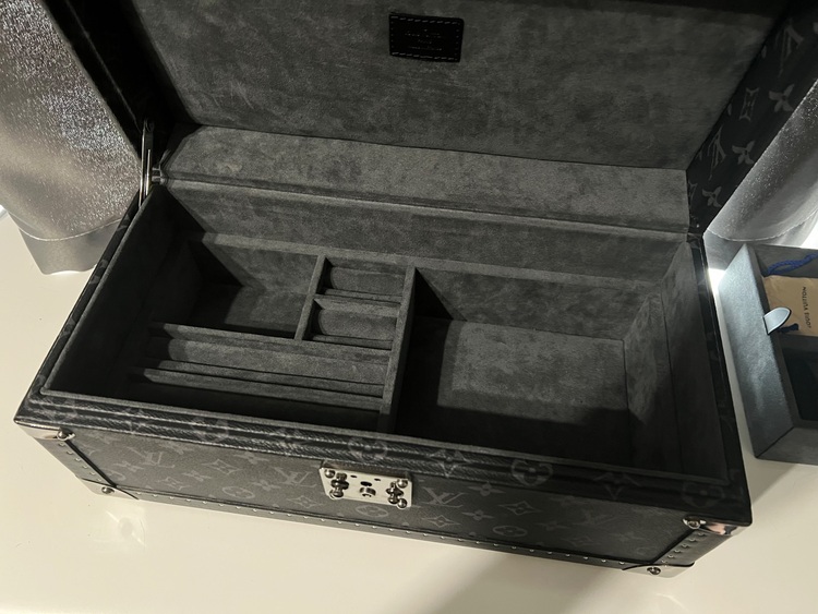 ルイヴィトン モノグラム （ブランドバッグ）の商品画像 - 査定依頼日：2025年6月3日 - 最高査定価格：750,000円