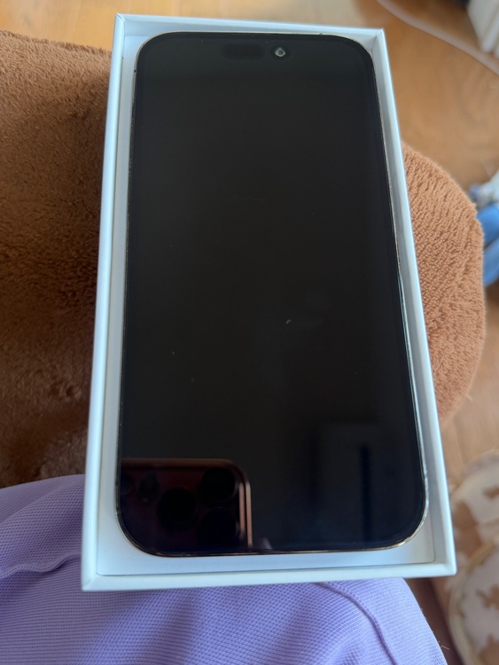 iPhone 14 Pro 128GB au（スマホ）の商品画像 - 査定依頼日：2026年3月3日 - 最高査定価格：52,000円