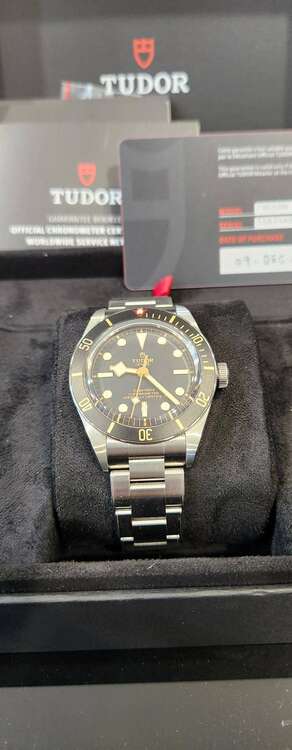 ブラックベイ（高級時計）の商品画像 - 査定依頼日：2025年2月11日 - 最高査定価格：400,000円