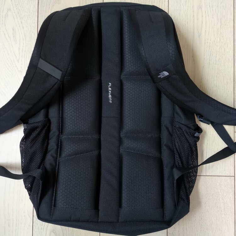 THE NORTH FACE　VAULT バックパック ブラック（古着・ファッション）の商品画像 - 査定依頼日：2026年4月3日 - 最高査定価格：2,000円