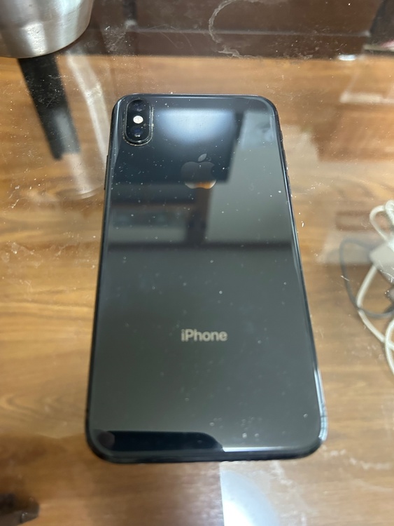 iPhone iPhoneXS 256GB SIMフリー（スマホ）の商品画像 - 査定依頼日：2026年9月21日 - 最高査定価格：7,500円