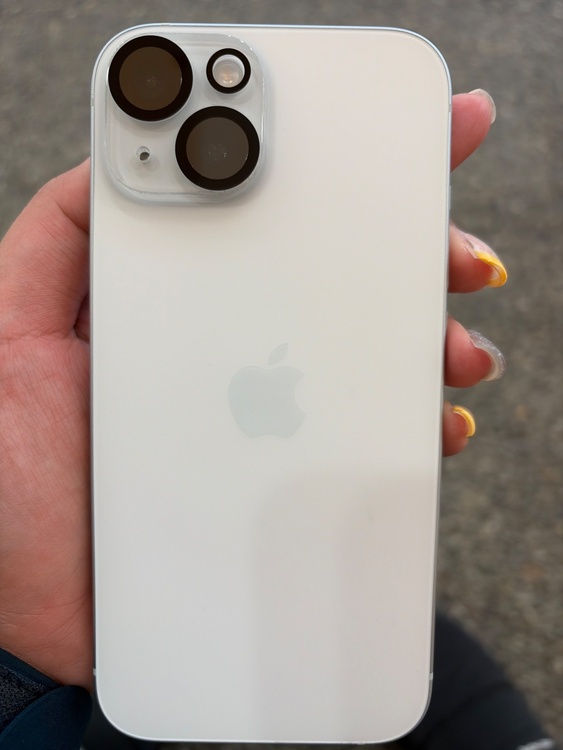 iPhone 15 128GB SIMフリー（スマホ）の商品画像 - 査定依頼日：2026年2月2日 - 最高査定価格：64,000円