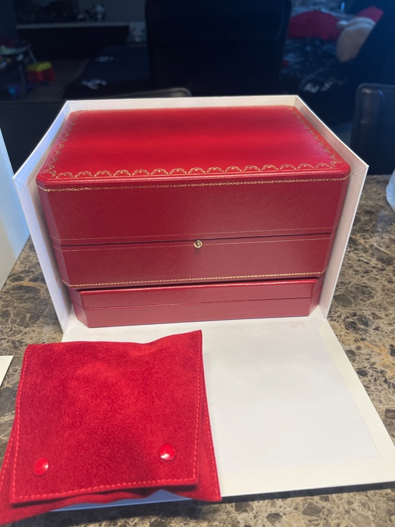 カルティエ サントス WHSA0016　ピンクゴールド（高級時計）の商品画像 - 査定依頼日：2025年6月30日 - 最高査定価格：6,000,000円