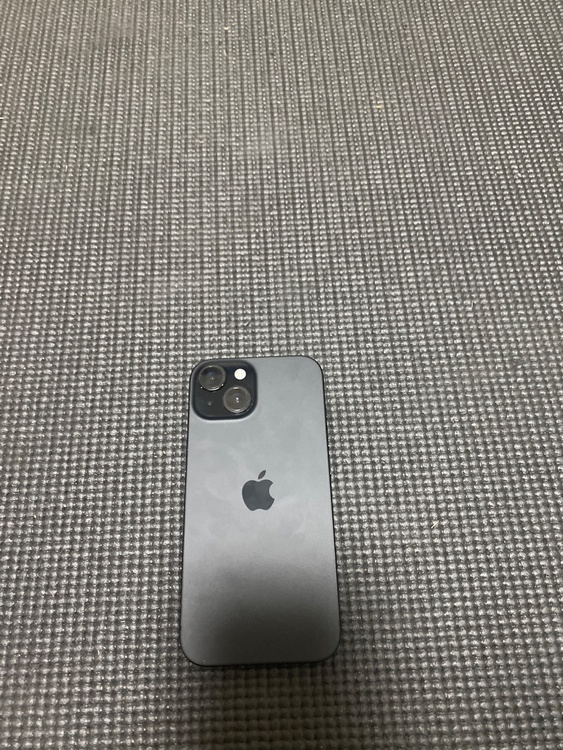 iPhone iPhone 15 128GB docomo（スマホ）の商品画像 - 査定依頼日：2026年6月4日 - 最高査定価格：38,000円