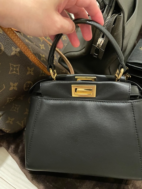 フェンディ  （ブランドバッグ）の商品画像 - 査定依頼日：2025年12月1日 - 最高査定価格：135,000円