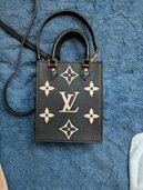 ルイヴィトン モノグラム （ブランドバッグ）の商品画像 - 査定依頼日：2025年12月14日 - 最高査定価格：180,000円