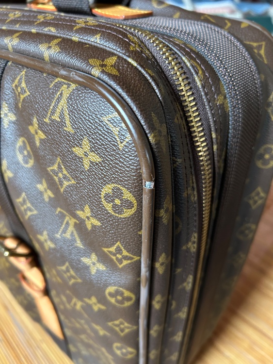 ルイヴィトン モノグラム （ブランドバッグ）の商品画像 - 査定依頼日：2026年3月22日 - 最高査定価格：30,000円