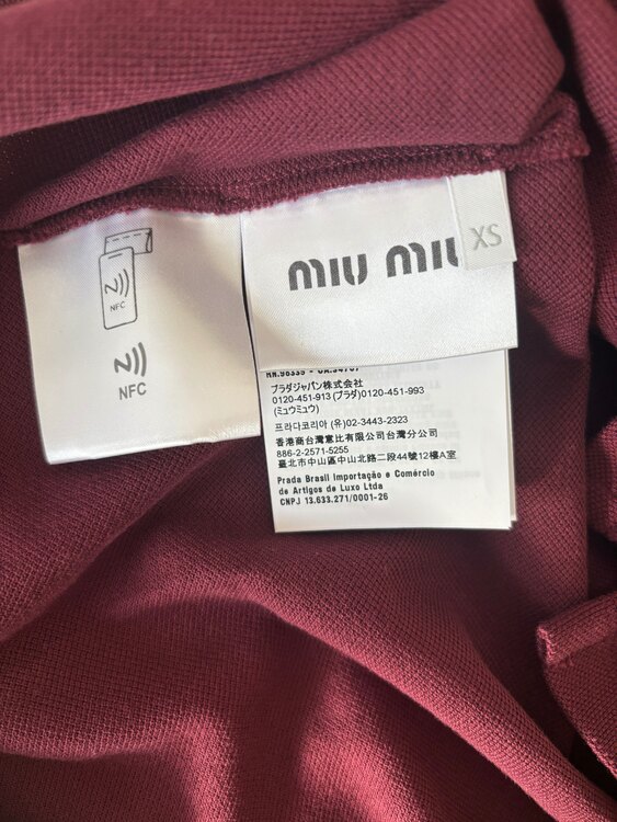 ポロシャツ（古着・ファッション）の商品画像 - 査定依頼日：2025年1月14日 - 最高査定価格：10,000円